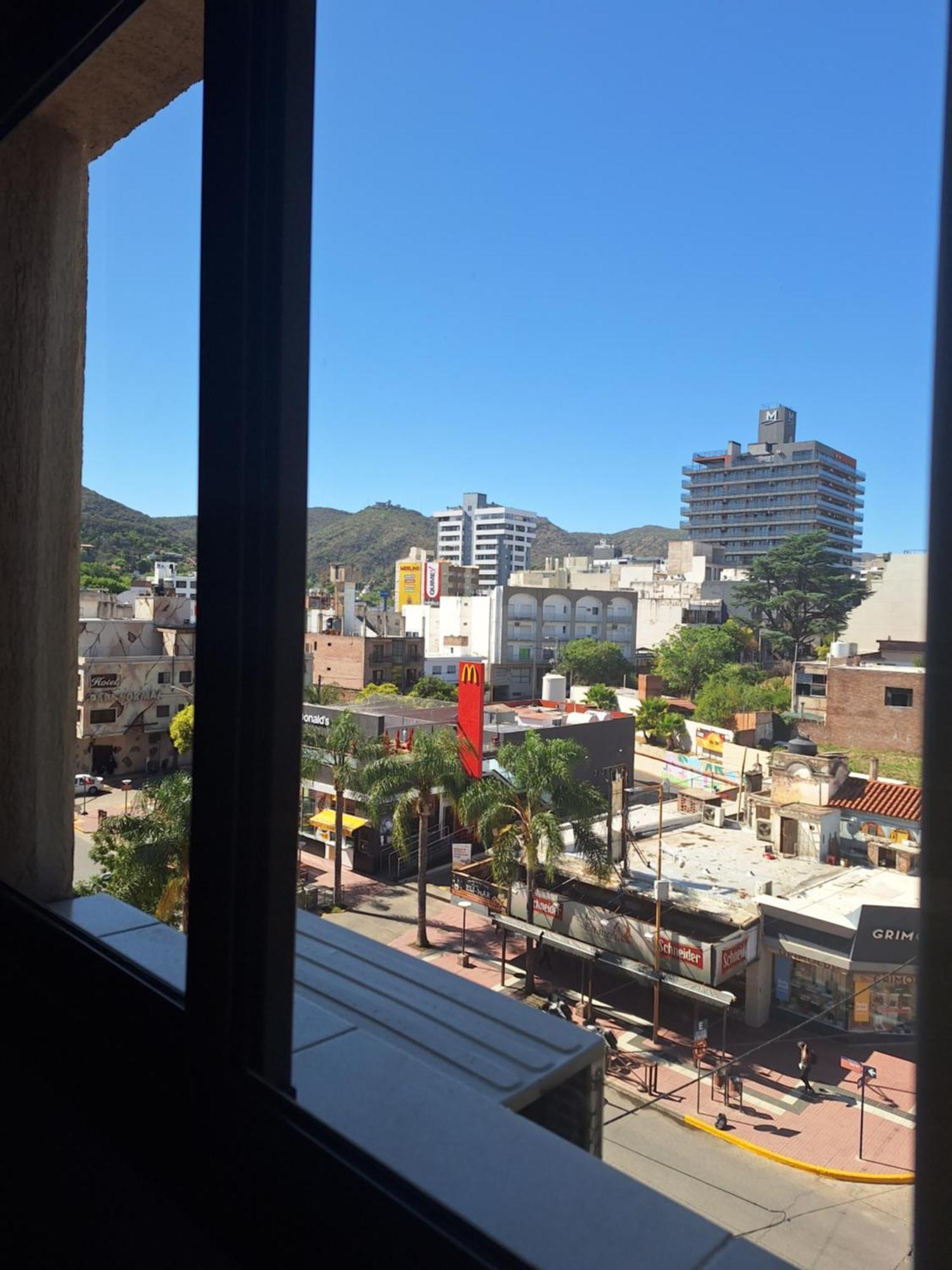 Hotel Hurlingham 비야카를로스파스 외부 사진